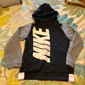 Nike boys hoodie.  Size M